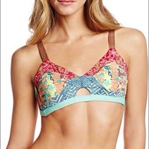 Like new Maaji Her Majesty bikini top. Large
